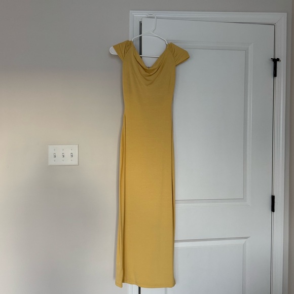 Reformation Cream/Yellow Midi Dress Off the Shoulder Size: 0 - Picture 3 of 8